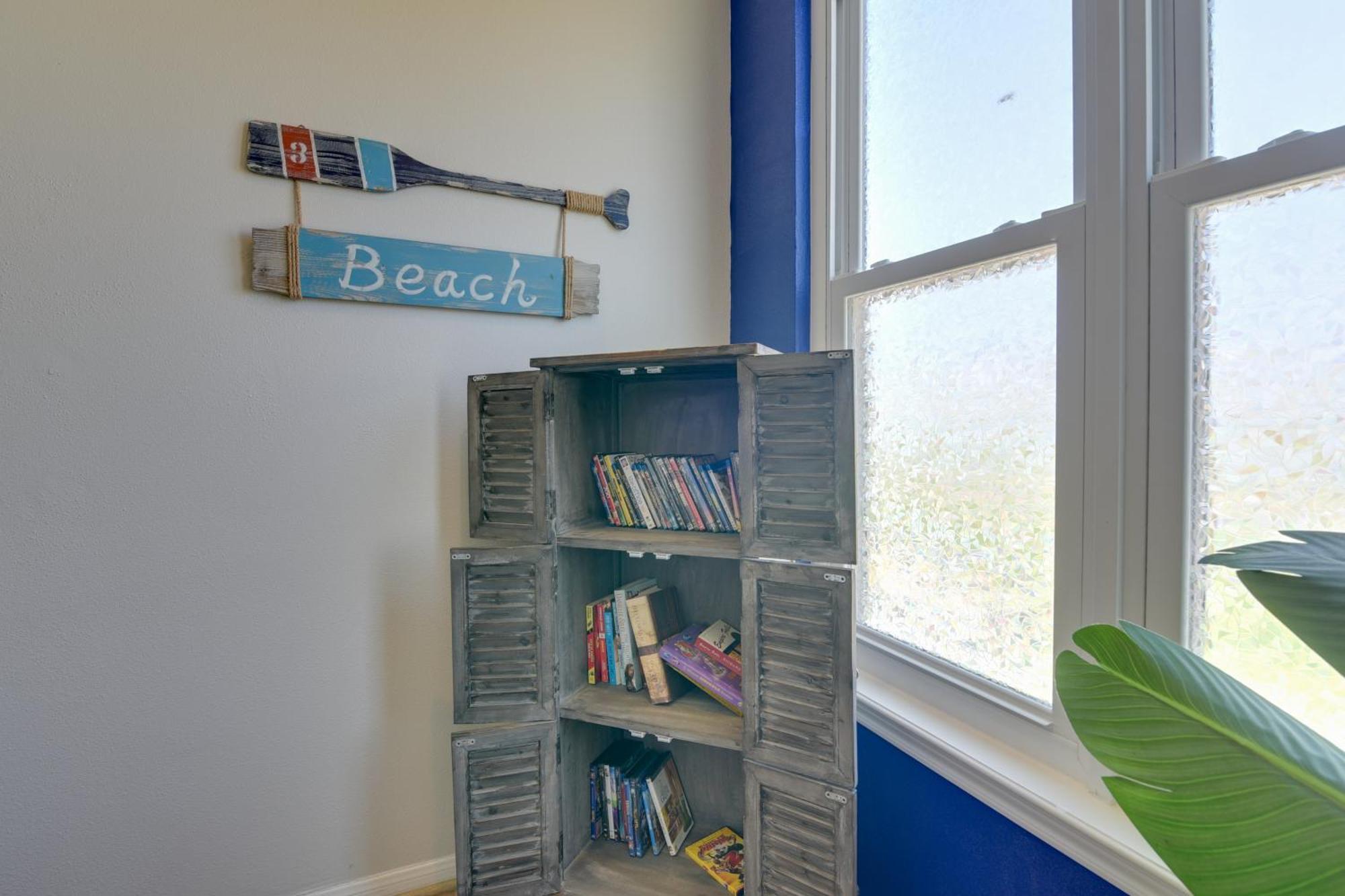 Galveston Townhome With Balconies Walk To Beach! Luaran gambar